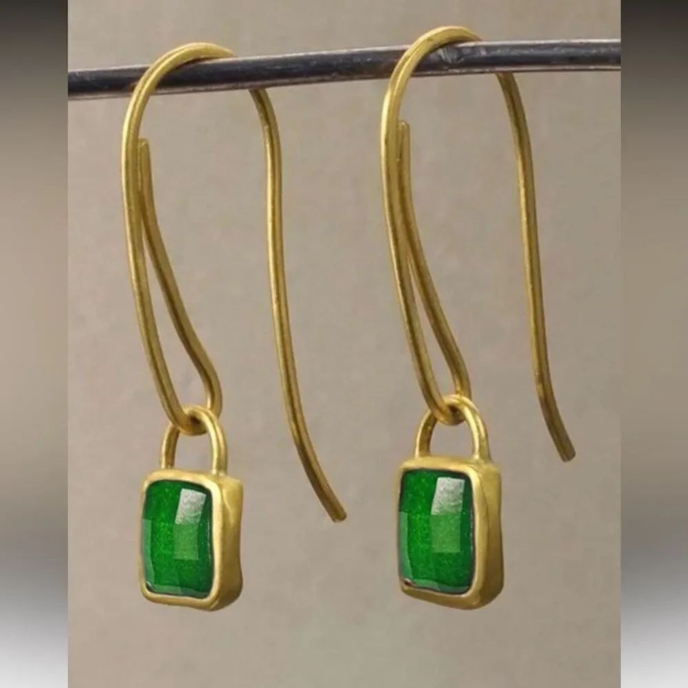 vintage style dangle Earrings A1464